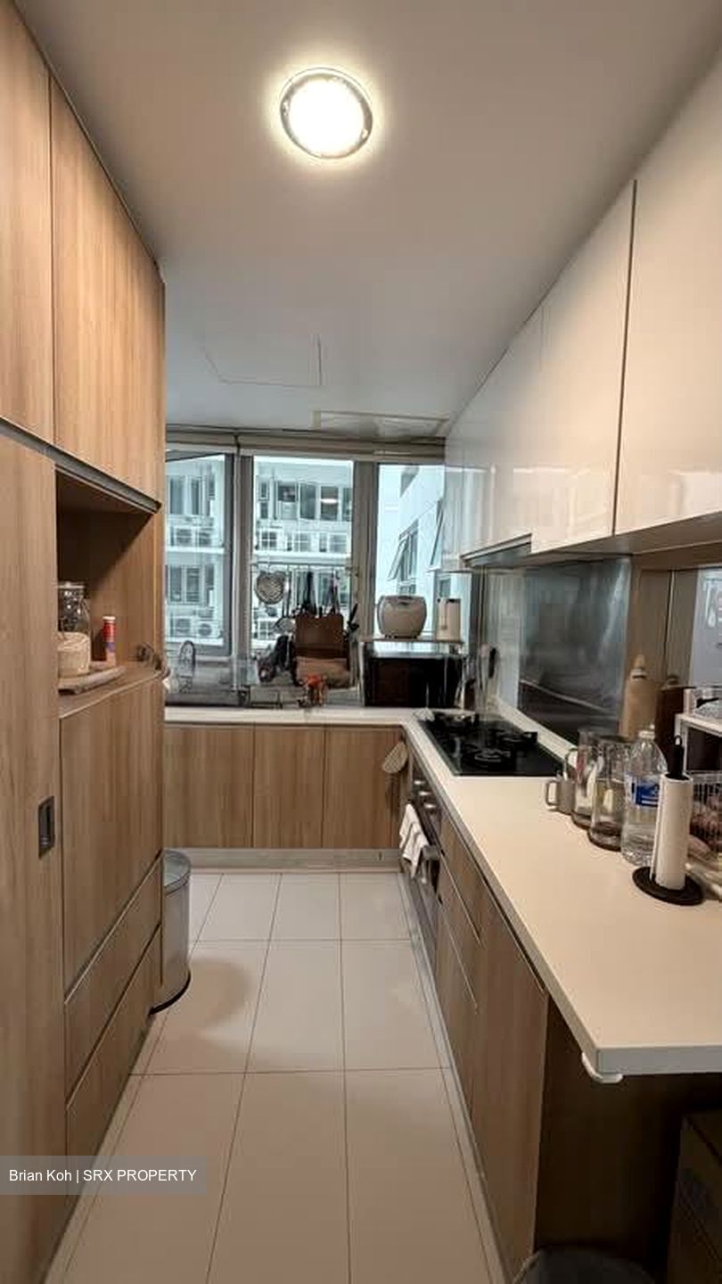 Caspian (D22), Condominium #598698551
